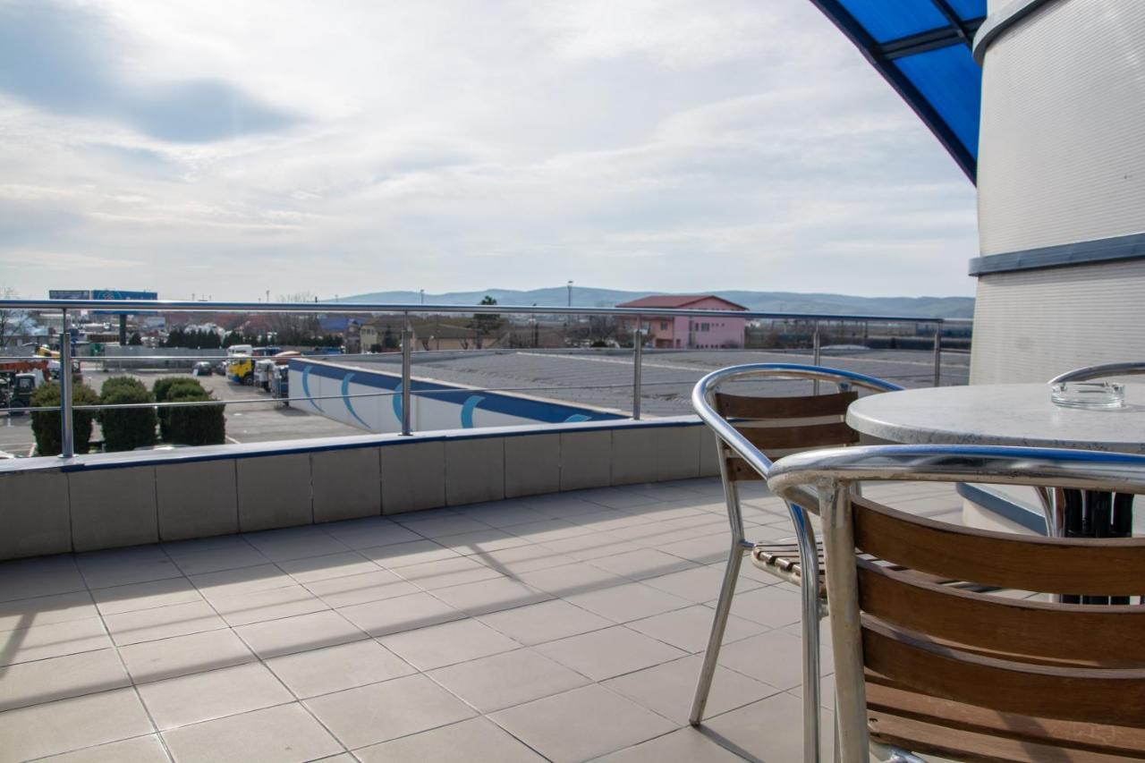Motel Via Targu Mures Cristesti  Exterior foto
